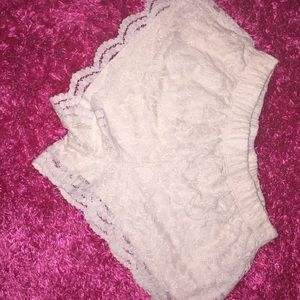 Lace forever 21 Shorts!