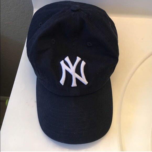 New York Yankees ball cap