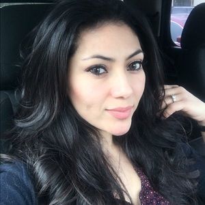 Meet your Posher, Mayra