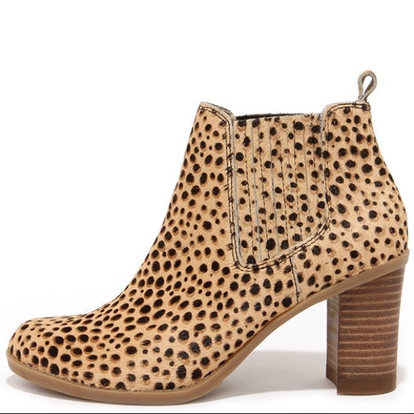 Dr. Scholl's London bootie in leopard - Picture 1 of 4