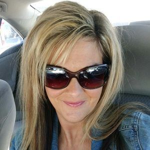 Meet your Posher, Melanie