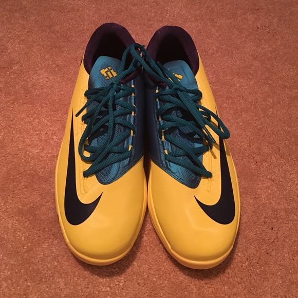 Men KD sneakers