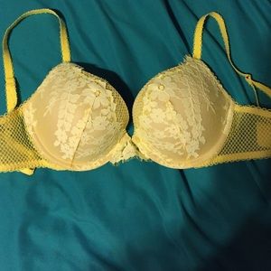 NWOT Victoria's Secret Bra