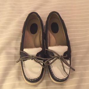 BRAND NEW G.H. Bass & Co Ltd Edition Boating Shoes