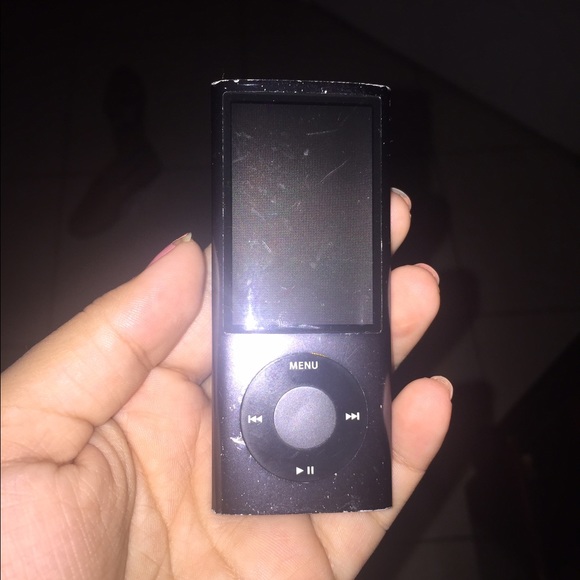 iPod - Picture 1 of 1