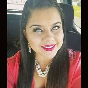 Meet your Posher, Leanne