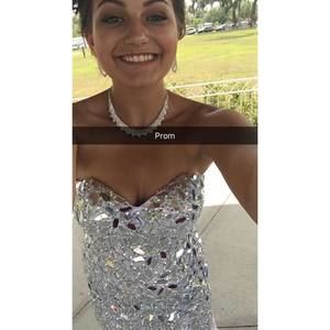 Meet your Posher, Daisha