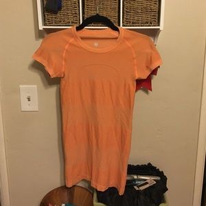 Lululemon Swiftly Tech Short Sleeve