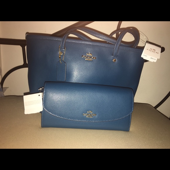 Nwt coach set - Picture 1 of 2