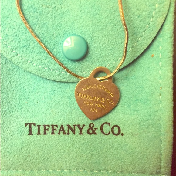 Tiffany & Co heart shaped pendant with bag
