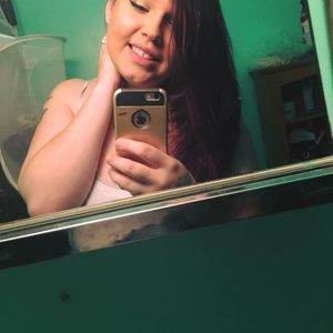 Meet your Posher, Sherry