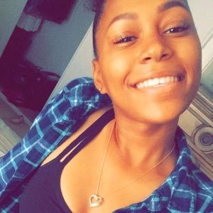 Meet your Posher, Gabrielle