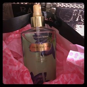Victoria's Secret "True Escape" perfume