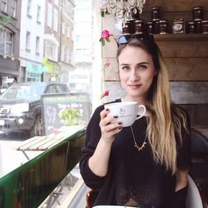 Meet your Posher, Mady