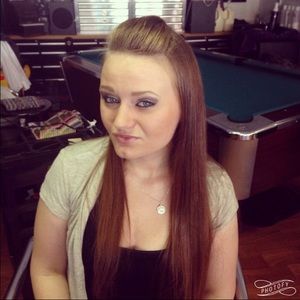 Meet your Posher, Katelyn