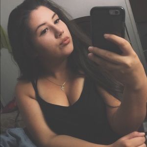 Meet your Posher, Angelique