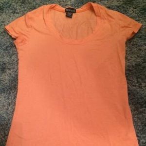 Plain orange short sleeve T-shirt