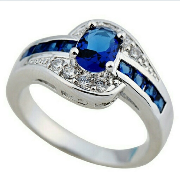 18k White Gold Filled Blue Sapphire Ring Size 8,9