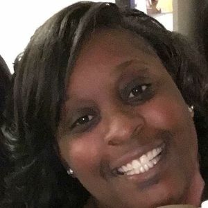 Meet your Posher, Yasmine