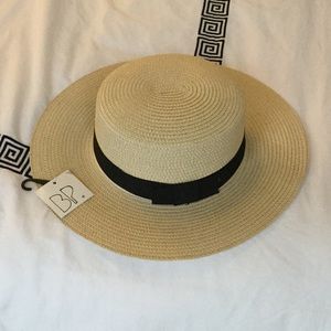 BP straw hat