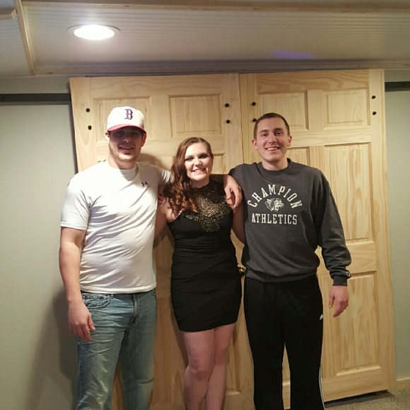 Meet your Posher - Picture 4 of 4