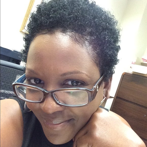 Meet your Posher, Marsha