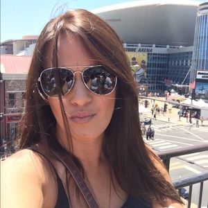 Meet your Posher, Natalie