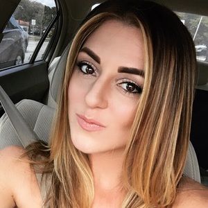 Meet your Posher, Ashleigh