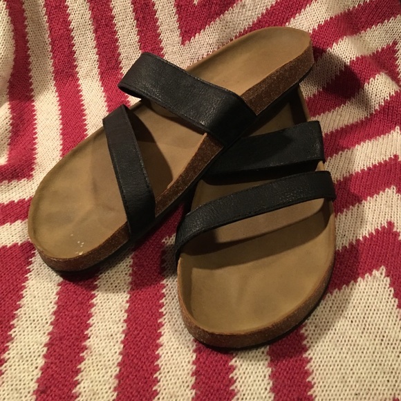 Sandals - Picture 2 of 2