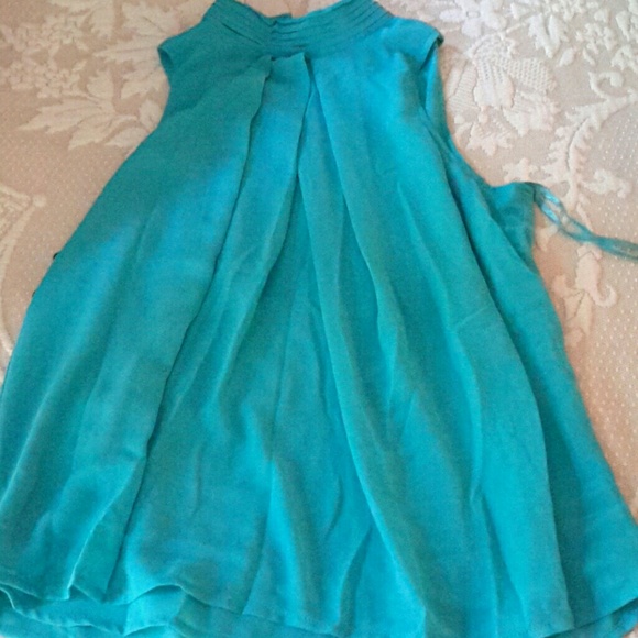 Teal green sleeveless top - Picture 3 of 3