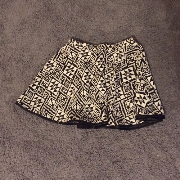 Geometric Print Skater Skirt