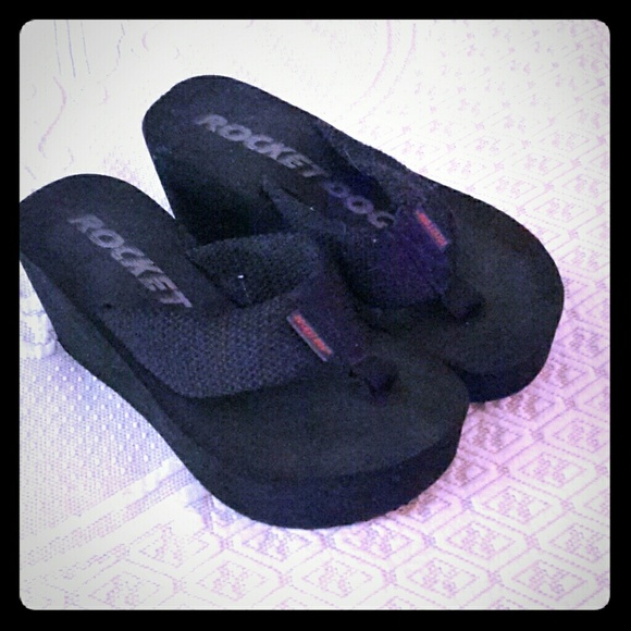 Wedge thong sandals