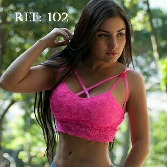 Top fucsia and white www.modacol.com