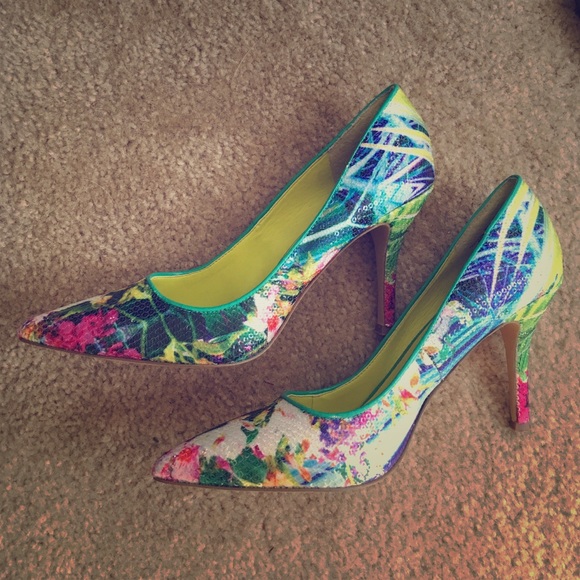 Nine West Shoes - Nine West 3 1/2" heels; barely worn. Size 8.5