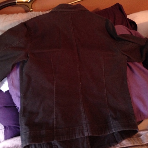 Jacket - Picture 3 of 4
