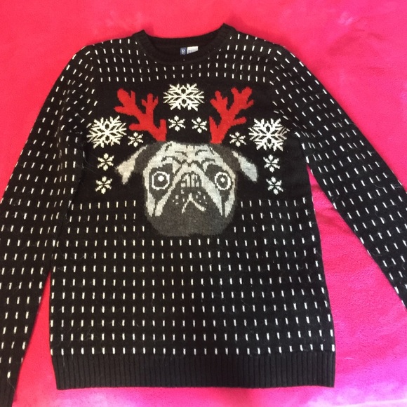 Reindeer-pug sweater