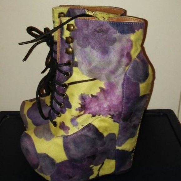 Flower wedges