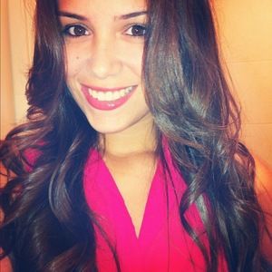 Meet your Posher, Adriana