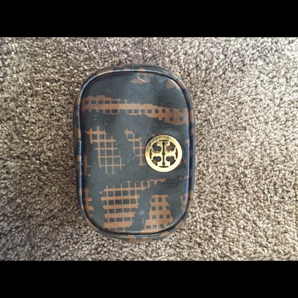 Tory Burch cosmetic bag - Picture 1 of 3