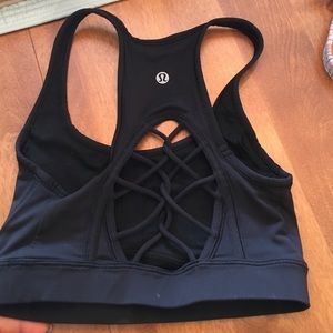 Lululemon sports bra