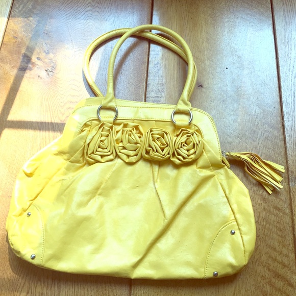 Yellow rose bag