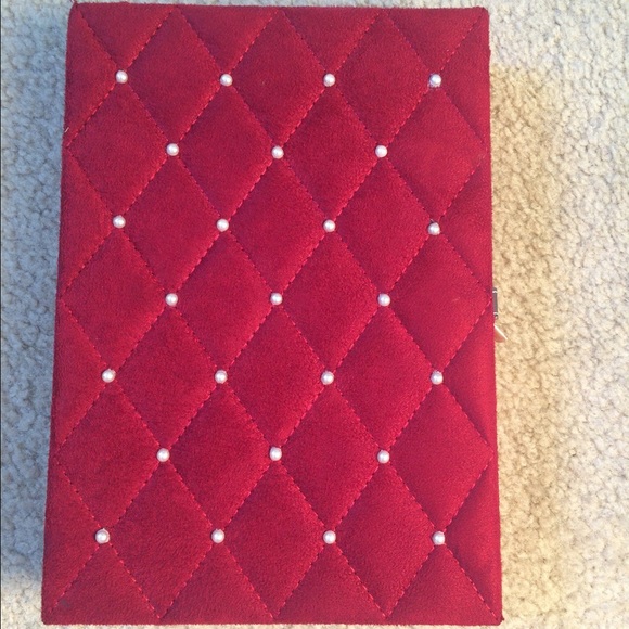 Jewelry box