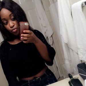 Meet your Posher, Kaela