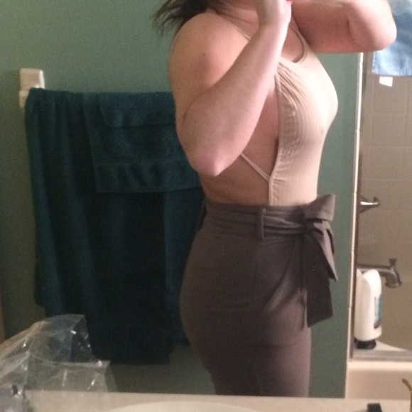 Boohoo ribbed backless bodysuit - Picture 4 of 4