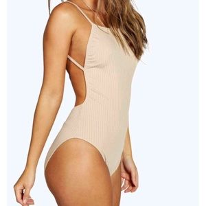 Boohoo ribbed backless bodysuit