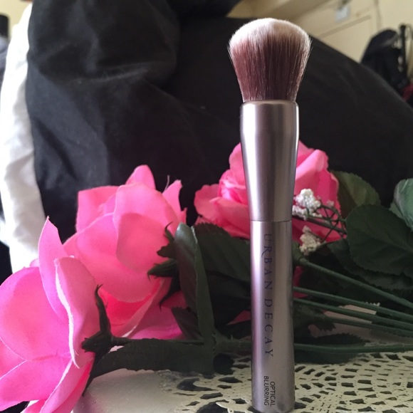 Urban Decay Optical Blurring Brush