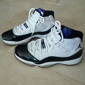 Air Jordan 11 Retro "Concord 2011 Release"