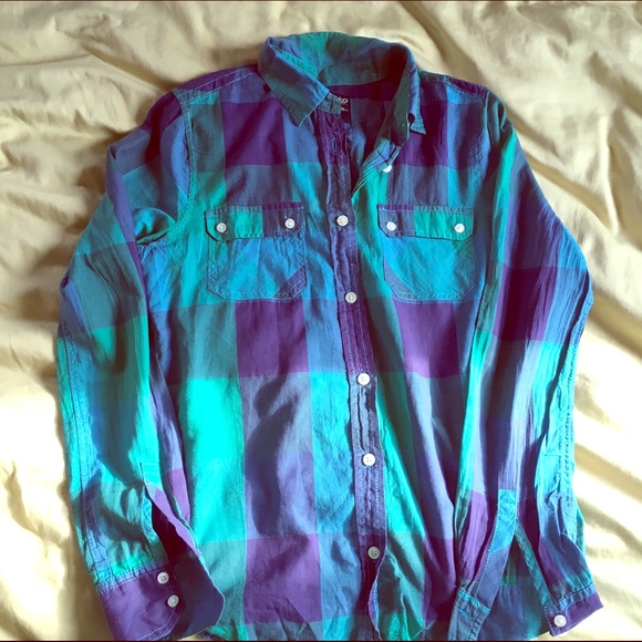 American eagle blue plaid poplin summer shirt!