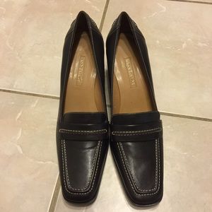 ***Ann Taylor Shoes***