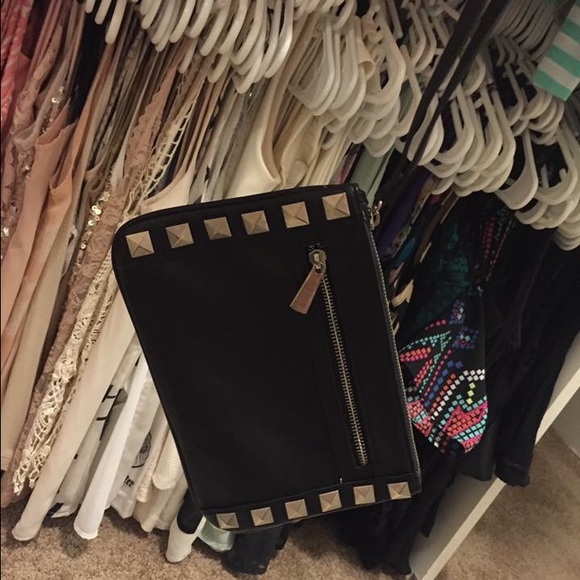 Express Wristlet